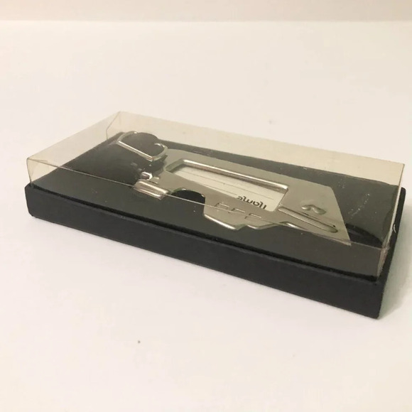 Kate Aspen Metal Luggage Name  Tag - Picture 14 of 14